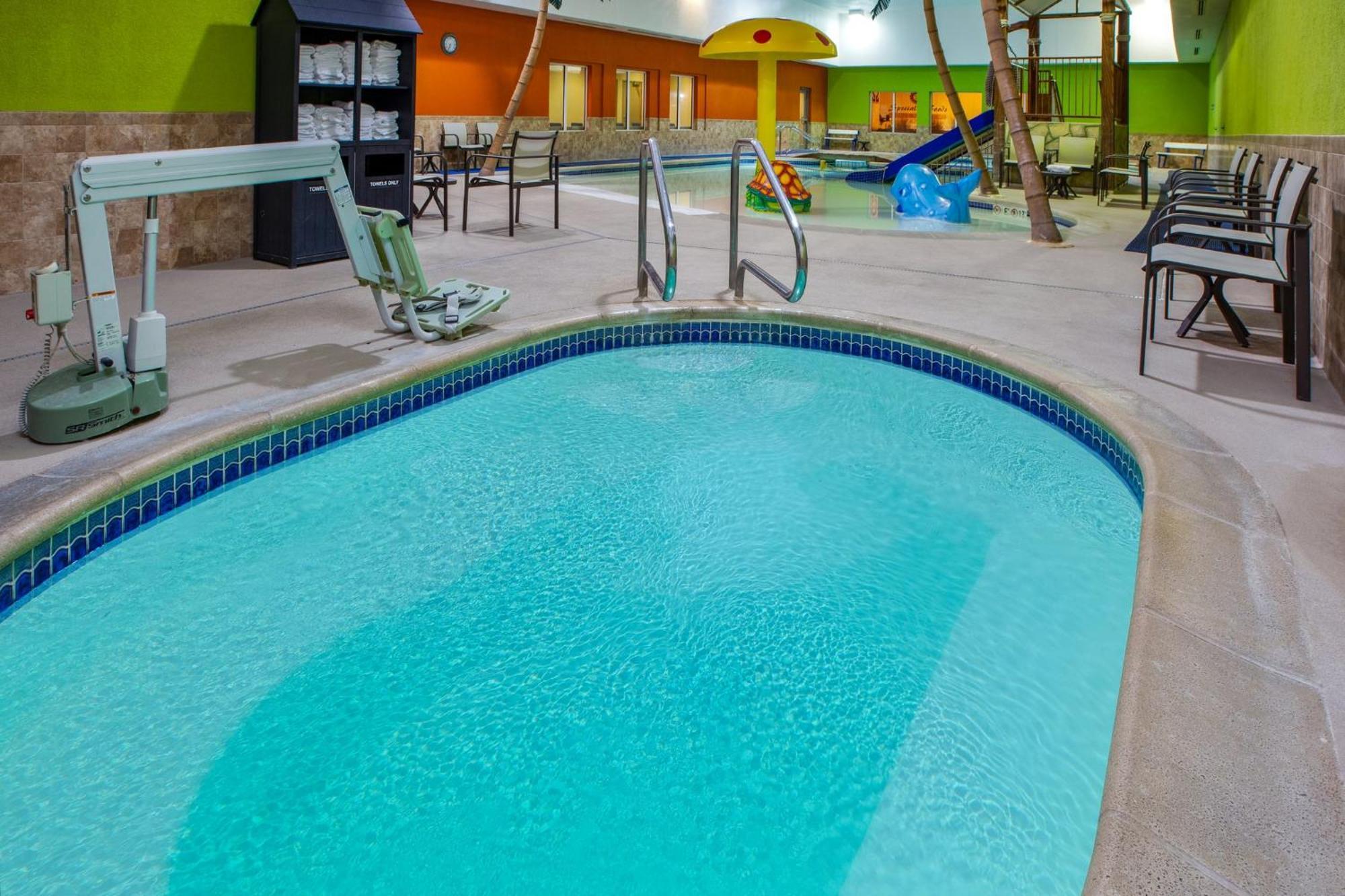 Holiday Inn Express Fremont By Ihg Екстер'єр фото